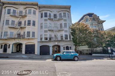 Main picture of 2351 Washington St