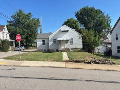 Main picture of 2401 Salisbury St