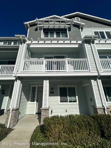 Main picture of 811 Basil Ln
