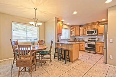 Main picture of 521 N Crestview Dr