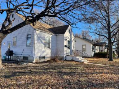 Main picture of 602 S Holyoke St
