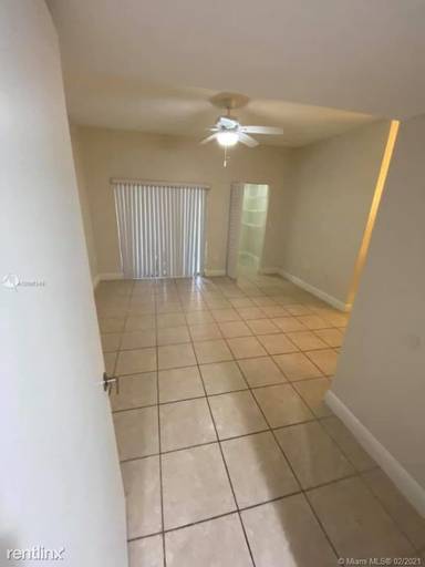 Main picture of 8817 SW 130th Pl