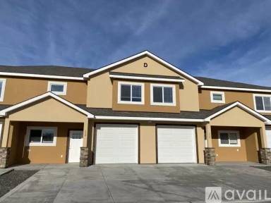 Main picture of 4570 Rosencrans Rd