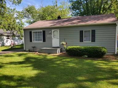 Main picture of 5585 Evergreen Ave