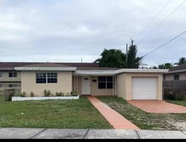 Main picture of 2401 NW 7th St