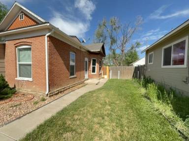 Main picture of 604 13th Ave