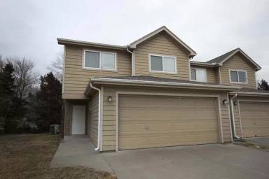Main picture of 2428 Deerfield Blvd