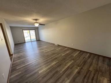 Main picture of 430 S 5th St