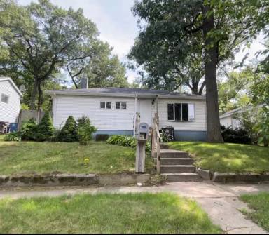 Main picture of 1811 E 28th Ave