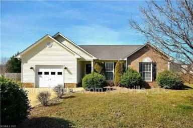 Main picture of 89 Running Briar Rd