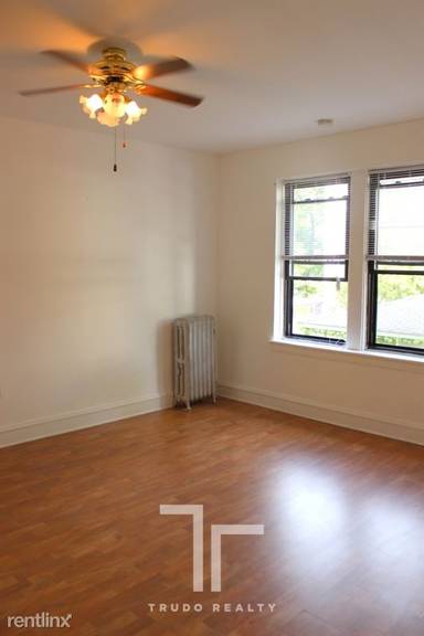 Main picture of 4851 N Damen Ave