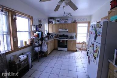 Main picture of 19 Antwerp St
