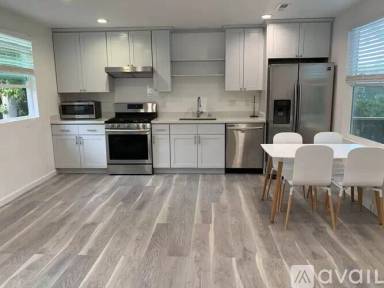Main picture of 316 Juanita Ave