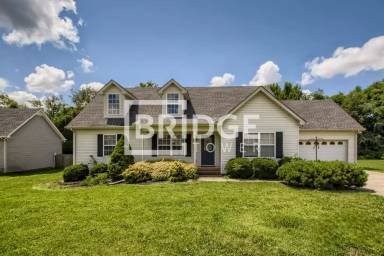 Main picture of 512 Myers Parsons Way