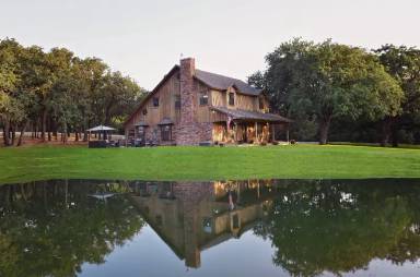 Main picture of 701 Elm Hill Blvd