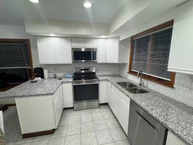 Main picture of 42 Parkington Cir