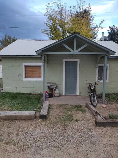 Main picture of 1345 W 2nd St