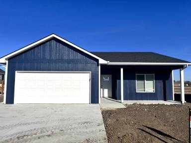 Main picture of 1920 E Village Estates Dr