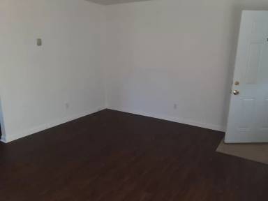 Main picture of 1342 Strand St