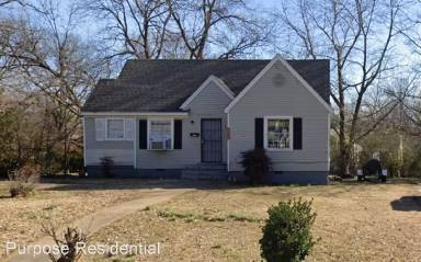 Main picture of 1818 S Wellington St