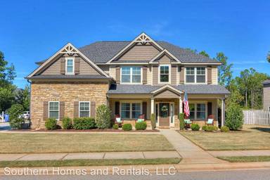Main picture of 801 Herrington Dr