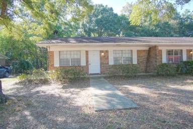 Main picture of 1447 E Burgess Rd