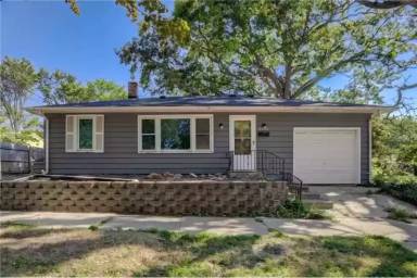 Main picture of 3258 Washburn Ave N