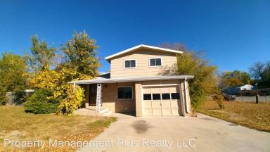 Main picture of 2 E Mountain View Ave