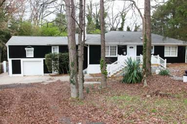 Main picture of 3301 Archdale Dr