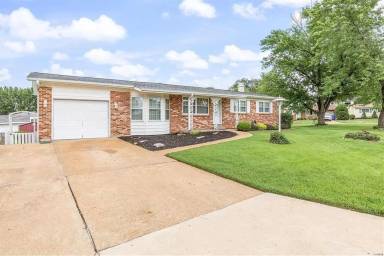 Main picture of 9511 Antigo Dr