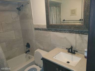 Main picture of 3400 W 55th St