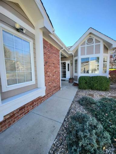 Main picture of 9801 Carmel Ct