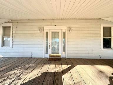 Main picture of 1531 County Road 1 N