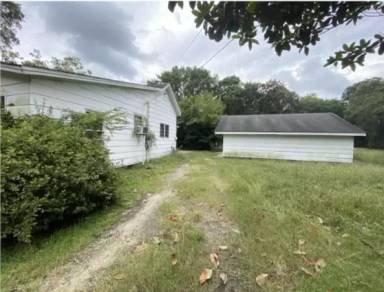 Main picture of 400 S Washington Ave