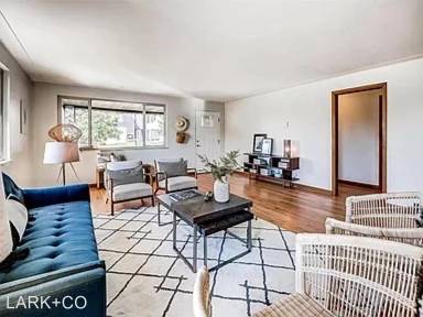 Main picture of 2476 Zenobia St