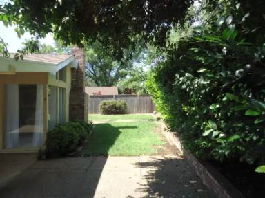 Main picture of 1794 Vallombrosa Ave