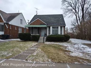 Main picture of 11030 College St