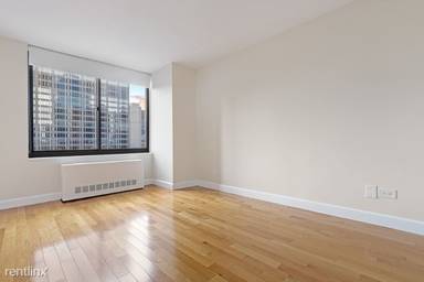 Main picture of The Ritz Plaza