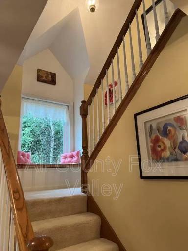 Main picture of 1025 Rosewood Dr