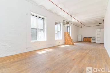 Main picture of 28 Locust St