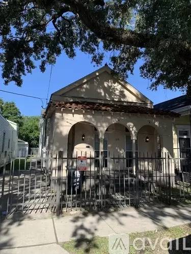 Main picture of 2128 Louisiana Ave