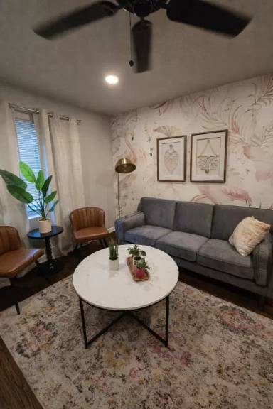 Main picture of 3520 Post St
