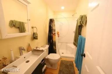 Main picture of 15 Orchard St