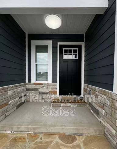 Main picture of 103 Jones Ave