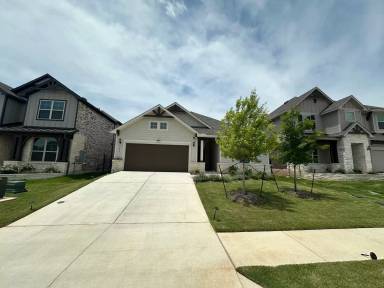 Main picture of 240 Canyoncrest Way