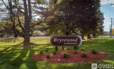 Main picture of 612 Twin Circle Dr