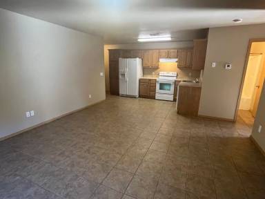 Main picture of 1311 S Houston Ave