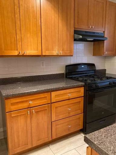 Main picture of 121 Elmwood Ave