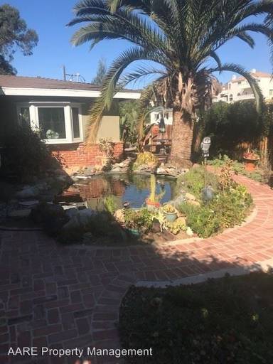Main picture of 4245 Hillside Dr