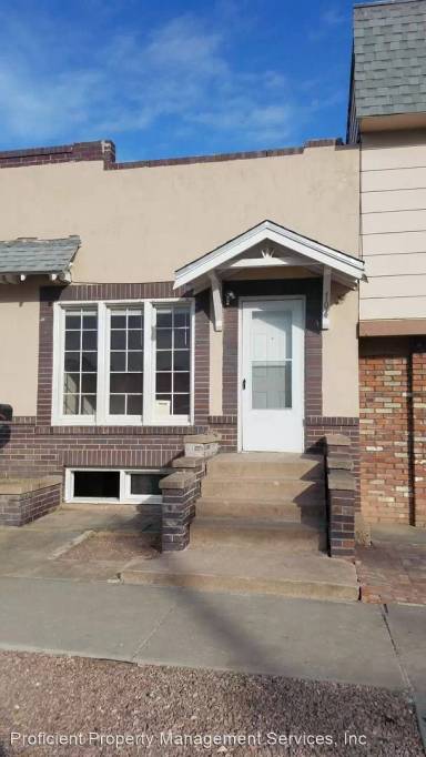Main picture of 102 S 11th St